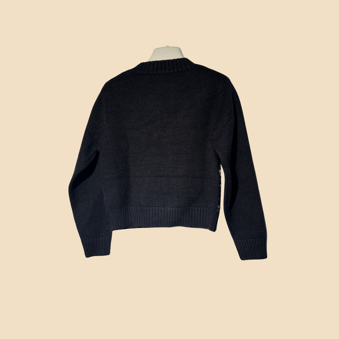 Maglioncino nero con paillettes frontali