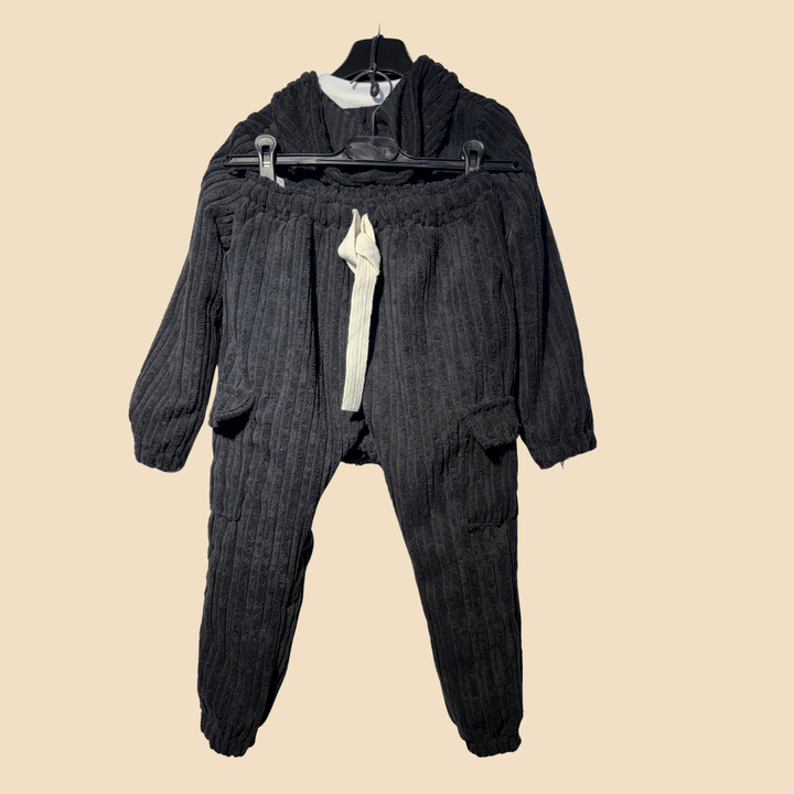 Completo in Maglia a Costine – Felpa con Zip + Pantalone