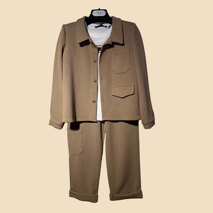 Completo in Tessuto Strutturato – Giacca & Pantalone